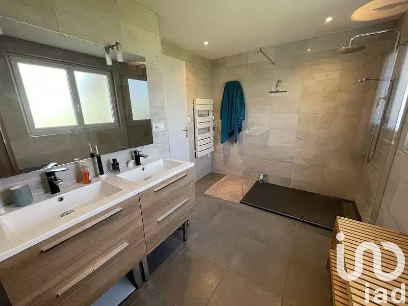 Maison, 138 m²