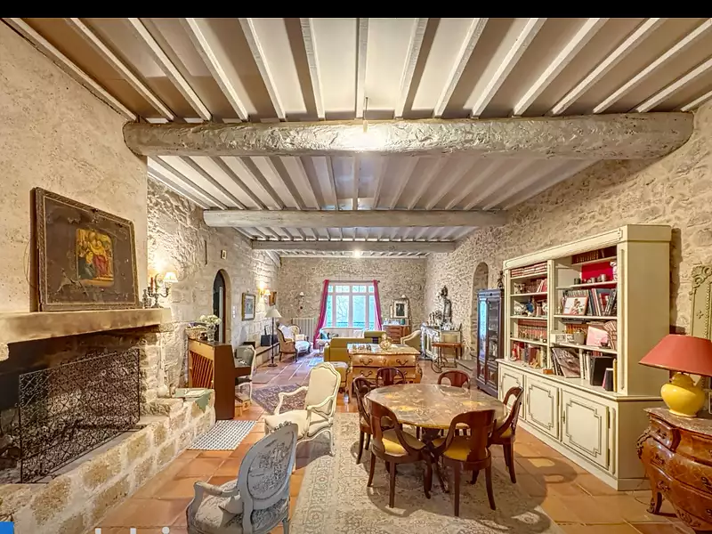 Maison, 350 m²