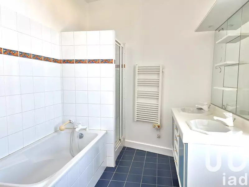 Maison, 231 m²