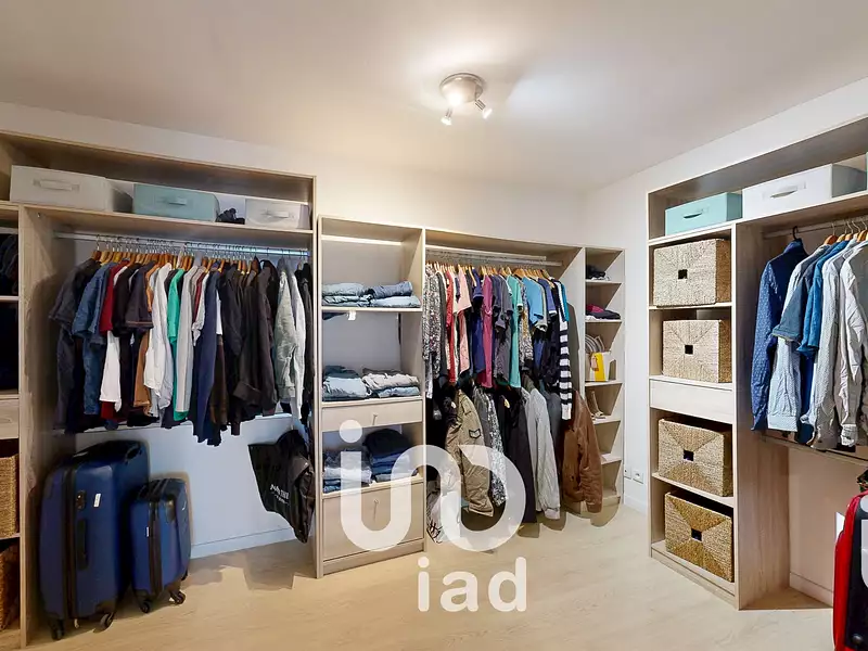 Maison, 214 m²