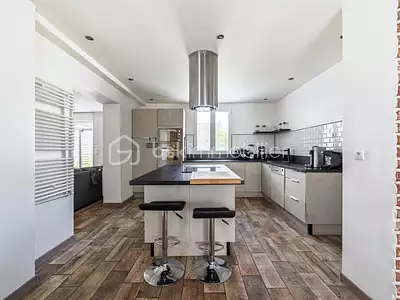Maison, 178 m²