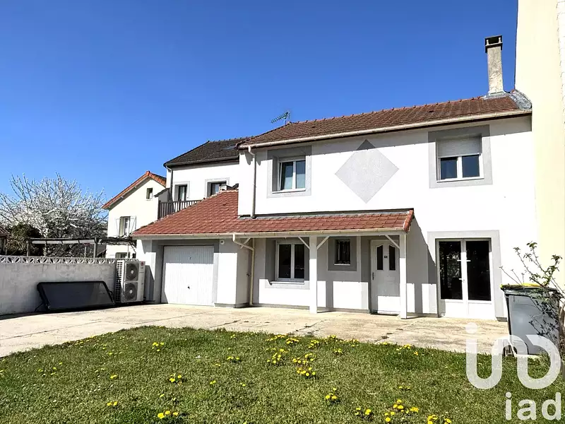 Maison, 122 m²