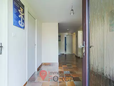 Maison, 166 m²