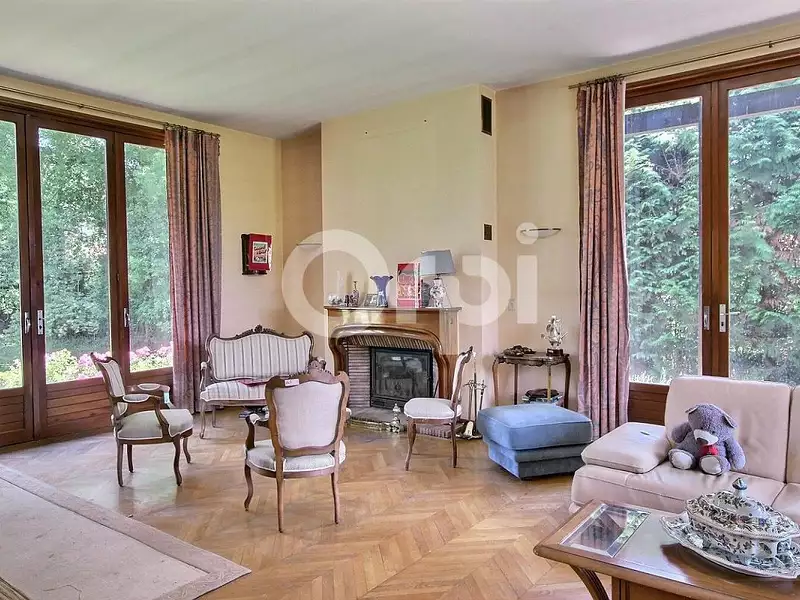 Maison, 295 m²