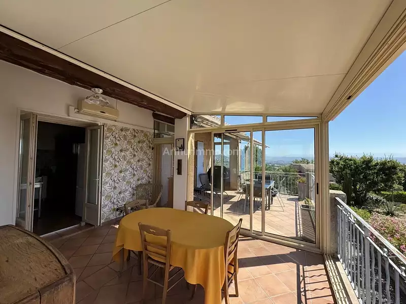 Maison, 230 m²