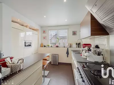 Maison, 222 m²