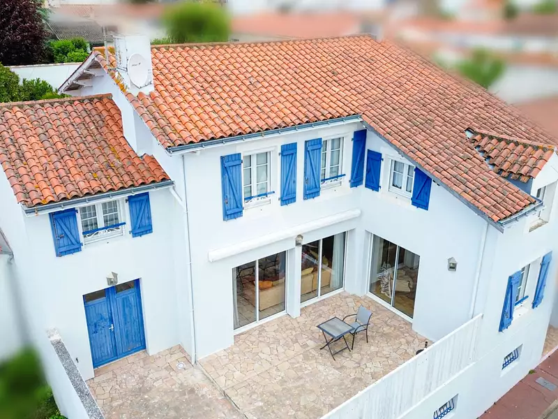 Maison, 227 m²