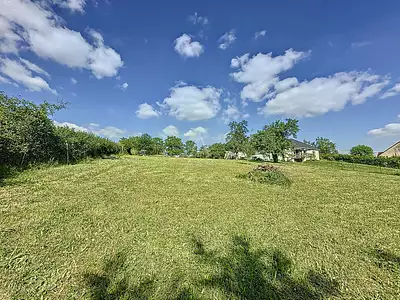 Terrain, 1 586 m²