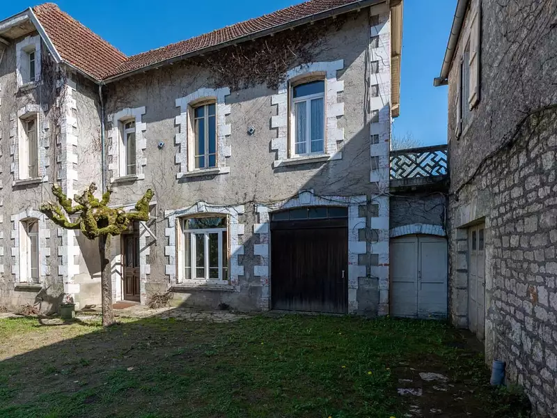 Maison, 170 m²