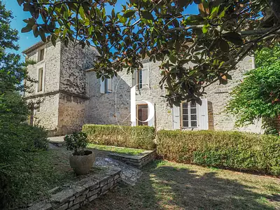Maison, 260 m²
