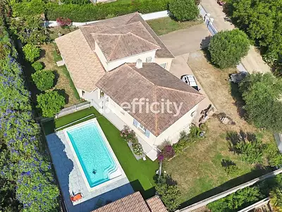 Maison, 173 m²