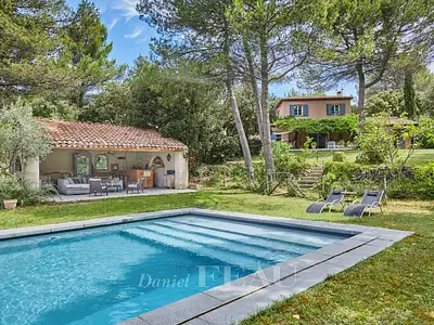 Maison, 146 m²
