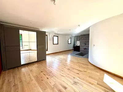 Maison, 255 m²
