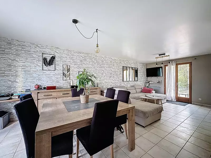 Maison, 102 m²