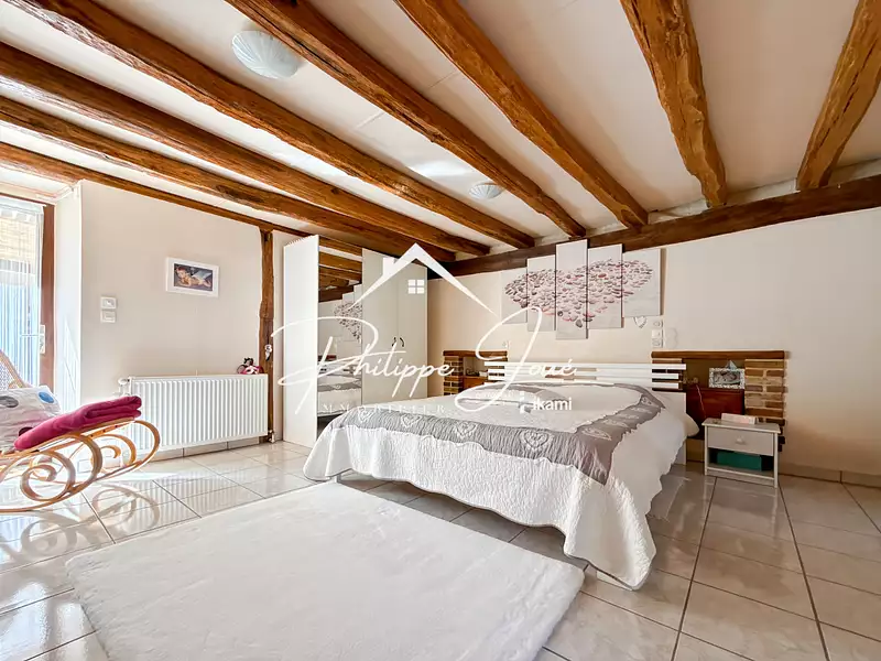 Maison, 260 m²