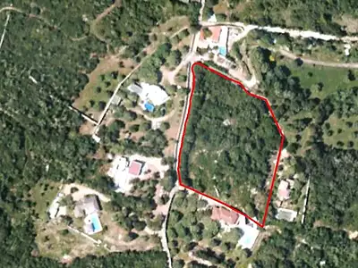 Terrain, 4 000 m²