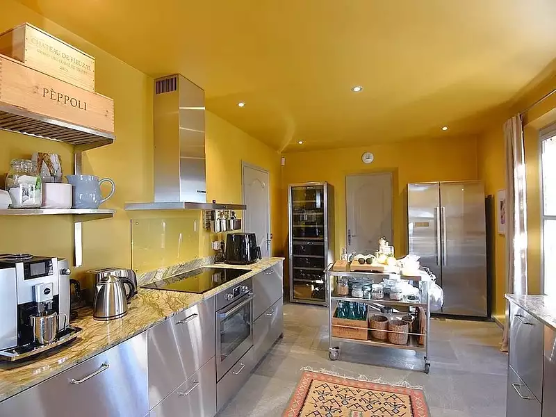 Maison, 283 m²