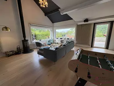 Maison, 280 m²
