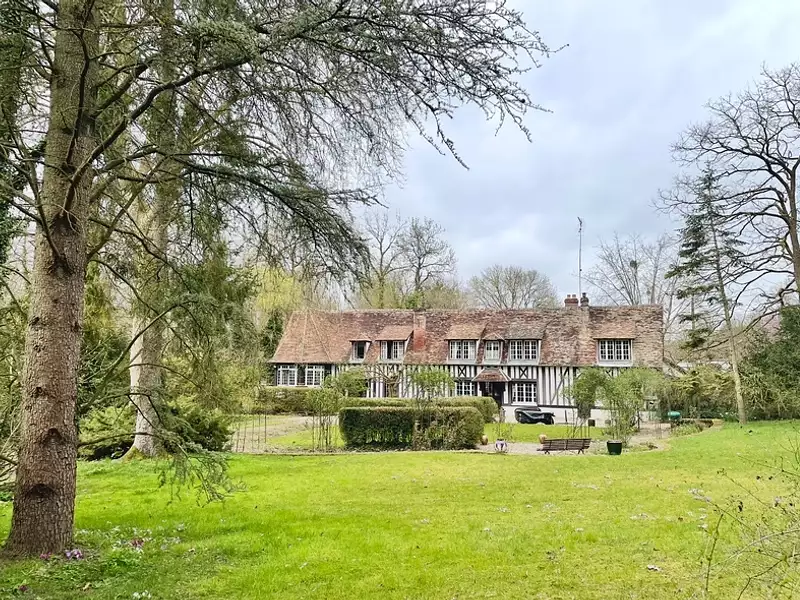 Maison, 284 m²