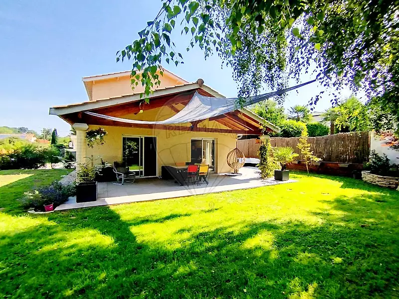 Maison, 165 m²