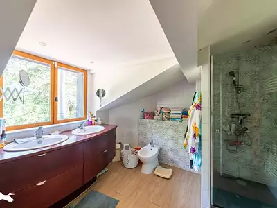 Maison, 196 m²