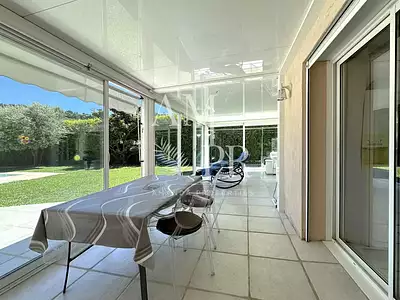 Maison, 175 m²