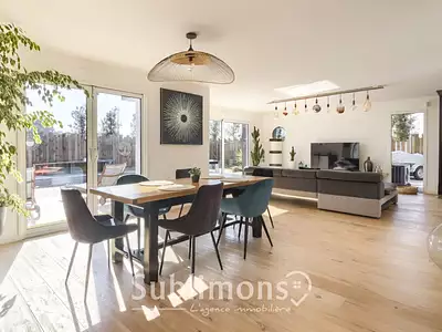 Maison, 160 m²
