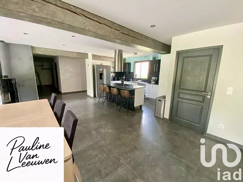 Maison, 215 m²