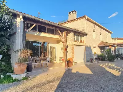 Maison, 260 m²