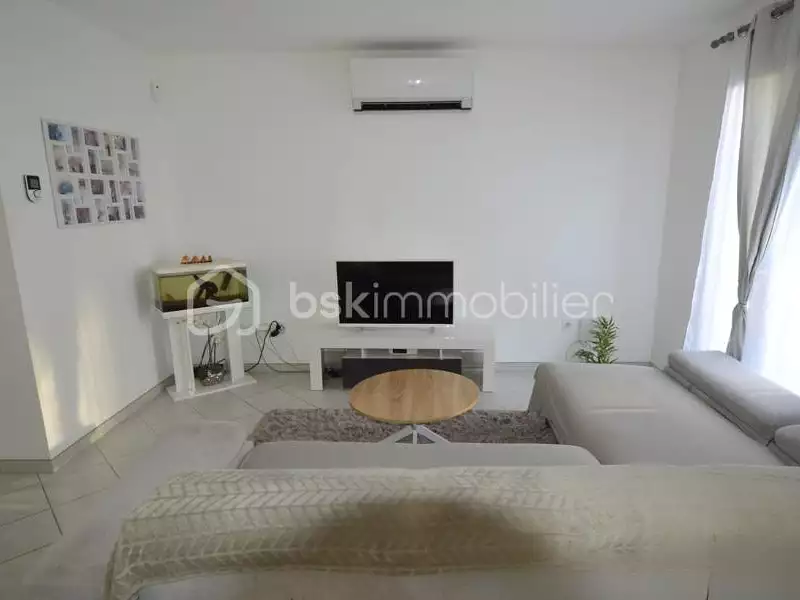 Maison, 83 m²