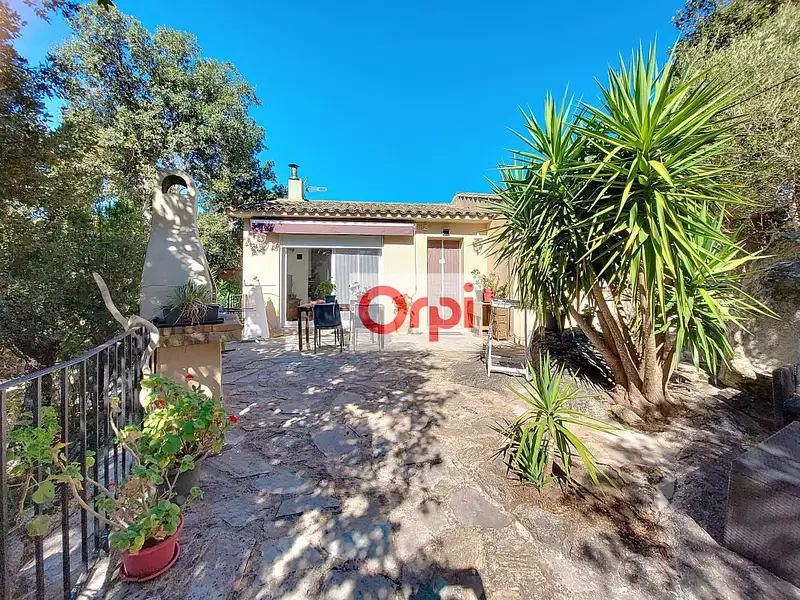 Maison, 176 m²