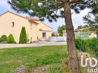Maison, 166 m²