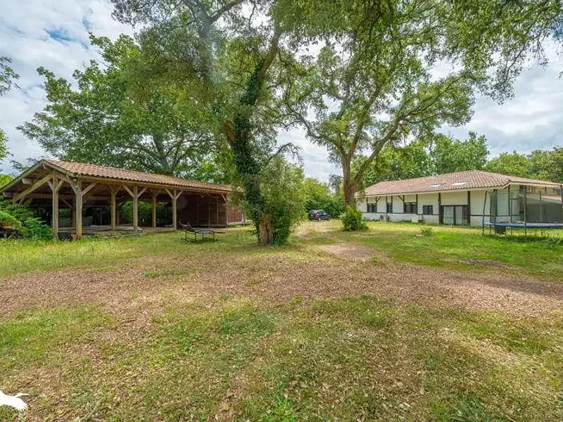 Maison, 345 m²