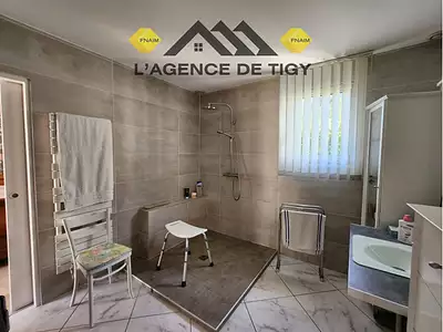 Maison, 220 m²
