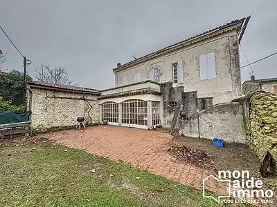 Maison, 166 m²