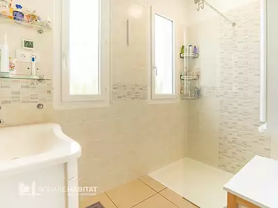 Maison, 199 m²