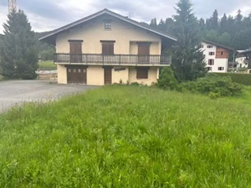 Maison, 180 m²