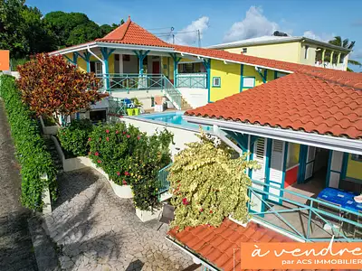 Maison, 330 m²