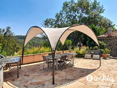 Maison, 240 m²