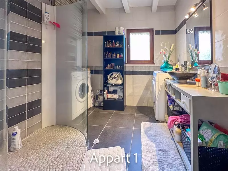 Immeuble, 315 m²