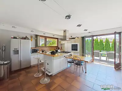 Maison, 238 m²