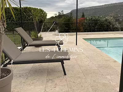 Maison, 220 m²