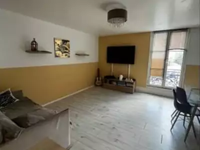 Immeuble, 240 m²