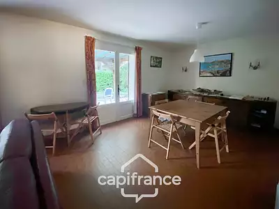 Maison, 168 m²