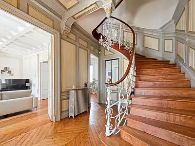 Maison, 235 m²