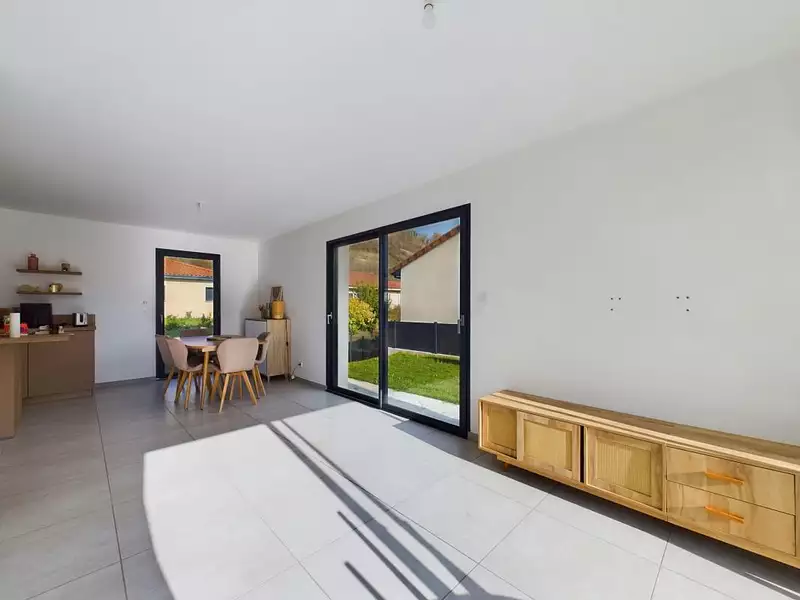 Maison, 102 m²
