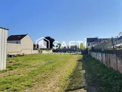Terrain, 2 390 m²