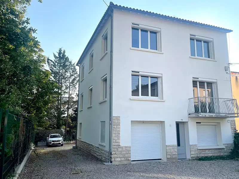 Immeuble, 193 m²