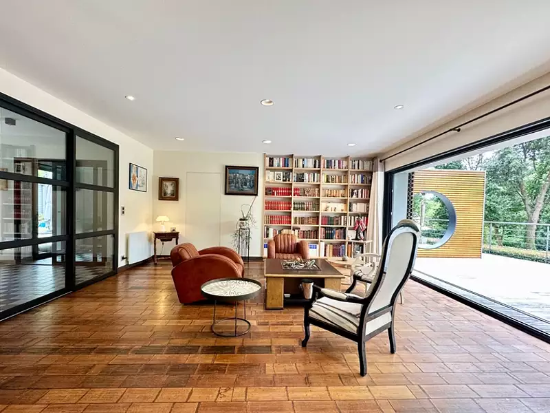 Maison, 230 m²
