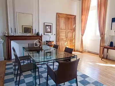 Maison, 650 m²